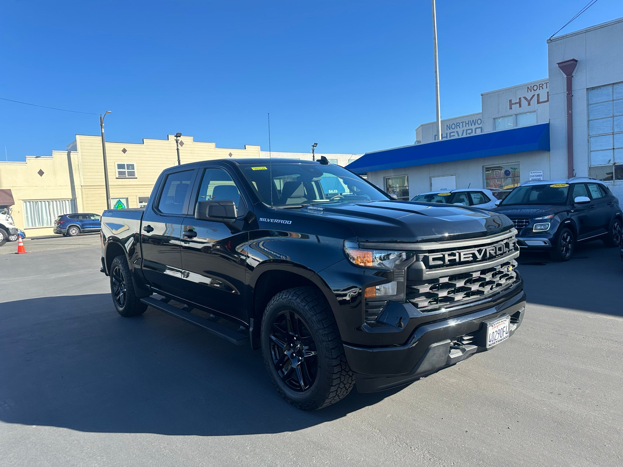2025 Chevrolet Silverado Custom