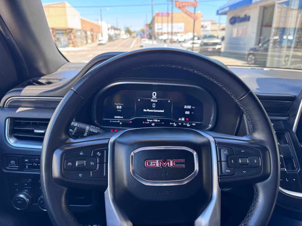 2023 GMC Yukon XL SLT