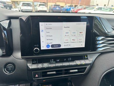 2025 Toyota Camry Hybrid LE