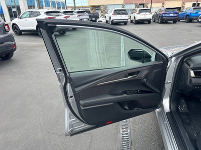 2025 Toyota Camry Hybrid LE