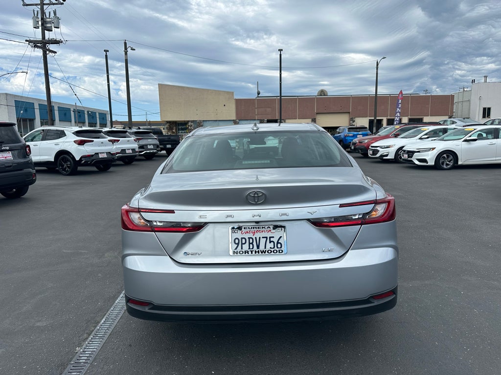2025 Toyota Camry Hybrid LE