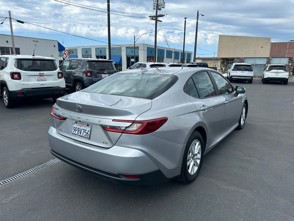 2025 Toyota Camry Hybrid LE