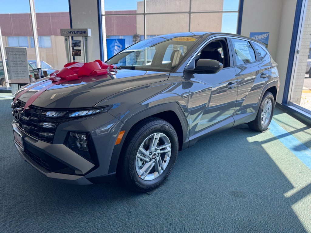 2026 Hyundai TUCSON SE