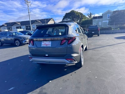 2026 Hyundai TUCSON SE