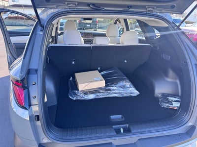 2026 Hyundai TUCSON SE