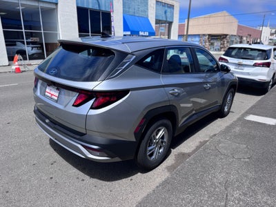 2026 Hyundai TUCSON SE