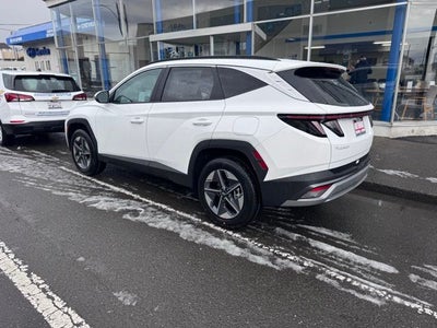 2026 Hyundai TUCSON SEL Premium