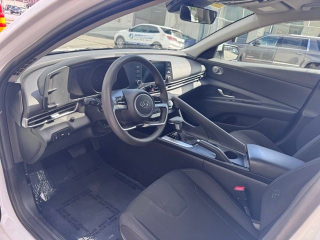 2021 Hyundai ELANTRA SEL