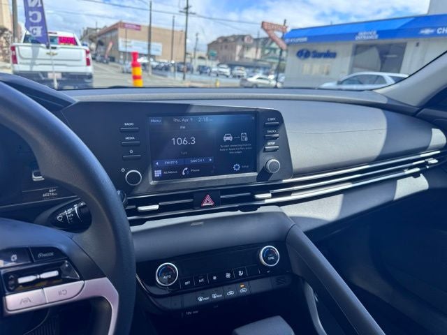 2021 Hyundai ELANTRA SEL