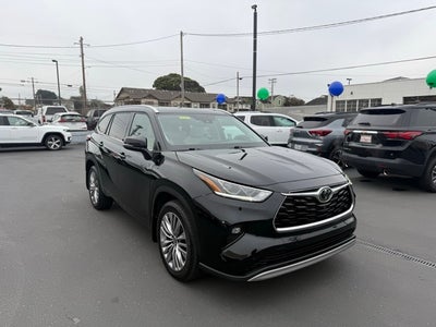 2021 Toyota Highlander Platinum