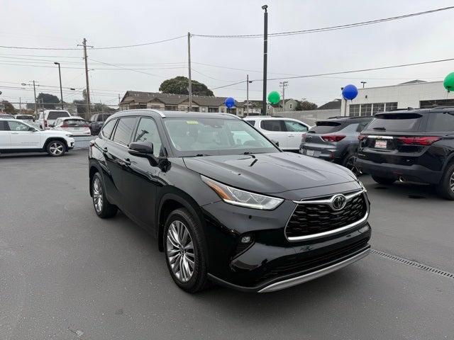 2021 Toyota Highlander Platinum