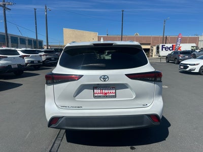 2022 Toyota Highlander XLE