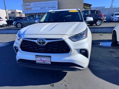 2022 Toyota Highlander XLE