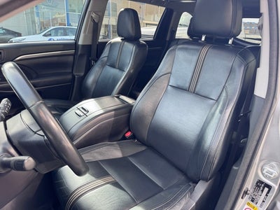 2017 Toyota Highlander SE