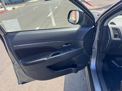 2024 Mitsubishi Outlander Sport ES