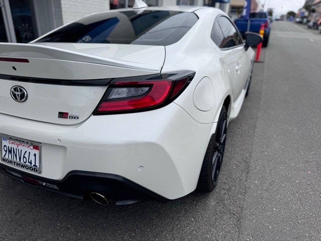 2024 Toyota GR86 Premium