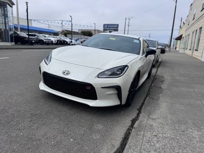 2024 Toyota GR86 Premium