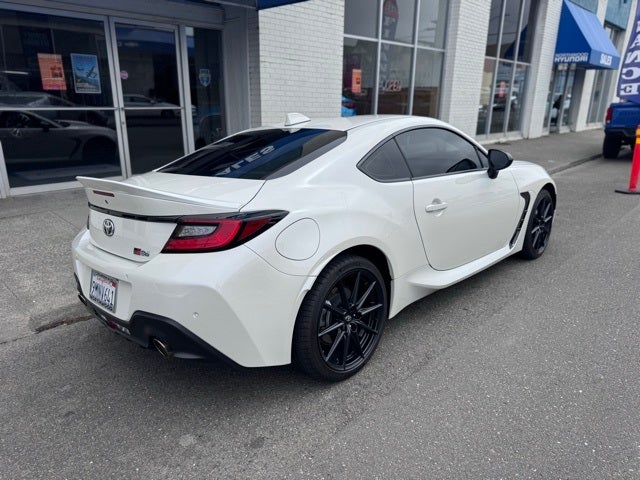 2024 Toyota GR86 Premium