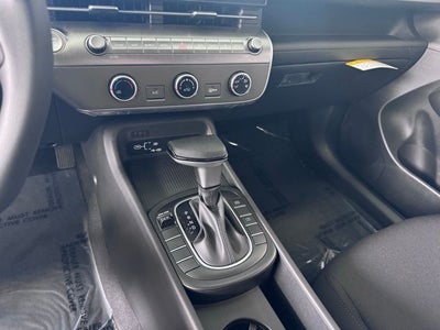 2026 Hyundai KONA SE