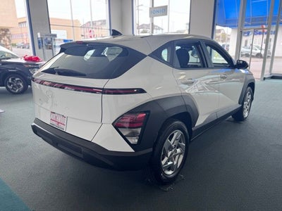 2026 Hyundai KONA SE