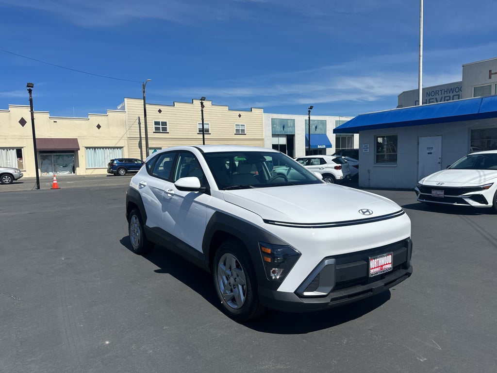 2027 Hyundai KONA SE