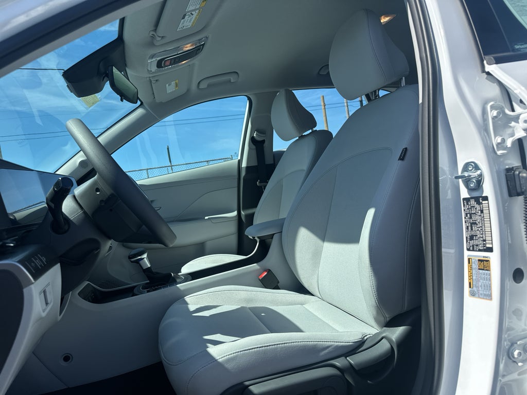 2027 Hyundai KONA SE
