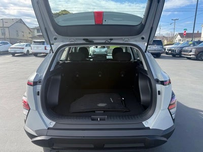 2026 Hyundai KONA SE