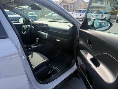 2026 Hyundai KONA SE