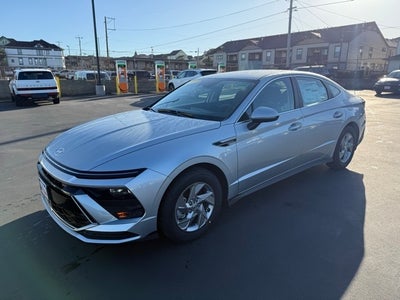2025 Hyundai SONATA SE