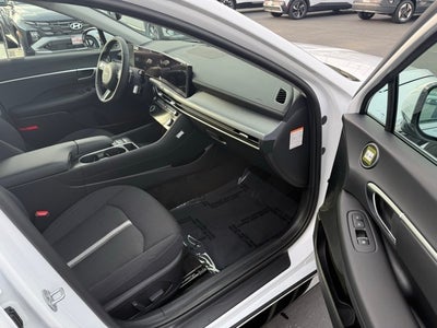 2025 Hyundai SONATA HYBRID SEL