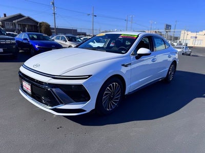 2025 Hyundai SONATA HYBRID SEL