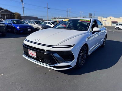 2025 Hyundai SONATA HYBRID SEL