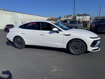 2025 Hyundai SONATA HYBRID SEL