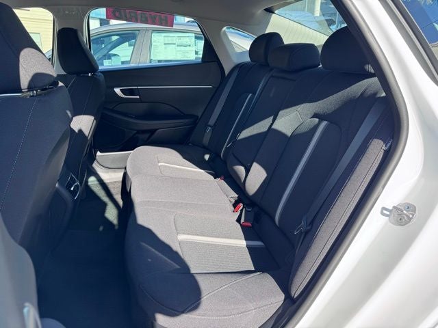 2025 Hyundai SONATA HYBRID SEL