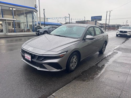 2026 Hyundai ELANTRA SE