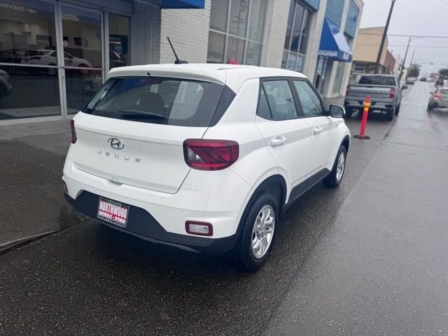 2026 Hyundai VENUE SE