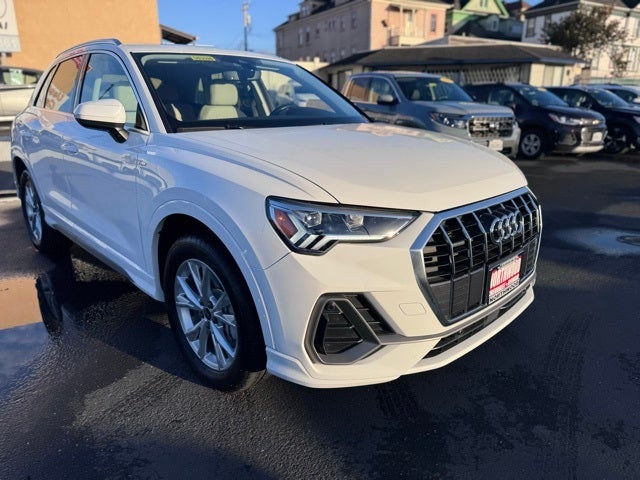 2024 Audi Q3 Premium S Line quattro